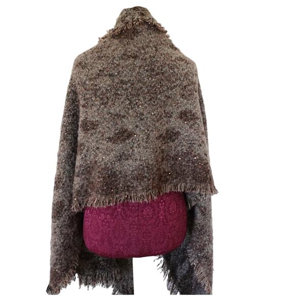 Wrap / scarf / shawl / large 25 x 50 - Picture 4 of 10